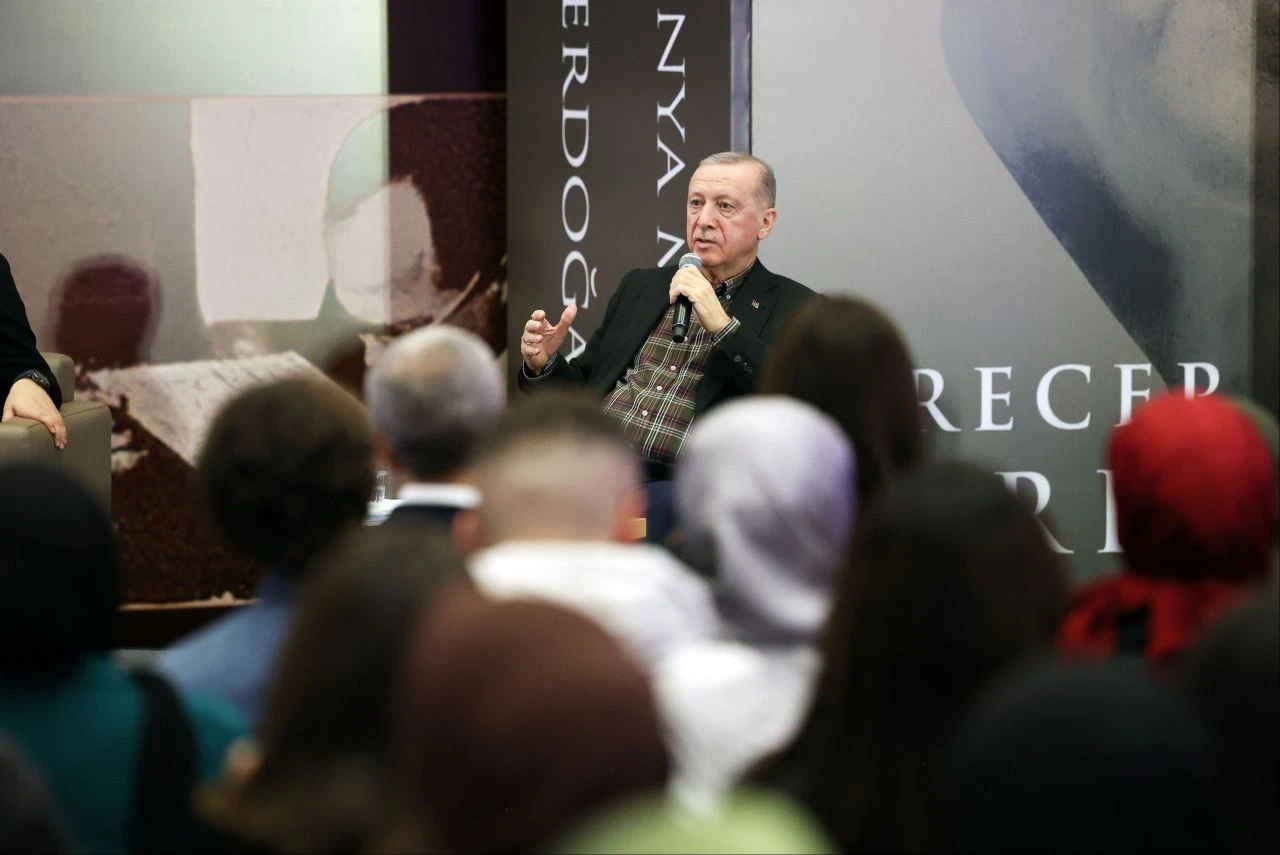 Cumhurbaşkanı Erdoğan: Bizim yol arkadaşlarımız gençler! - 3. Resim