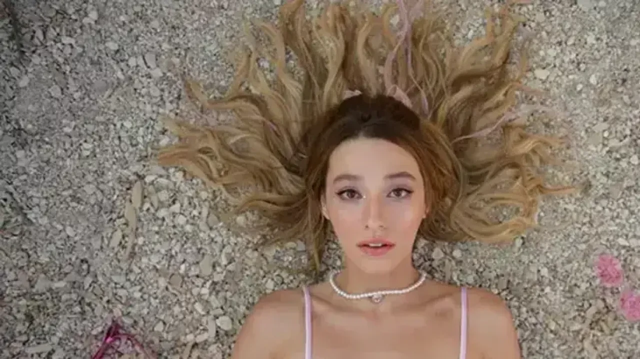 Sümeyye Aydoğan kimdir? Pantene Yıldızı Parlayanlar ödülü aldı