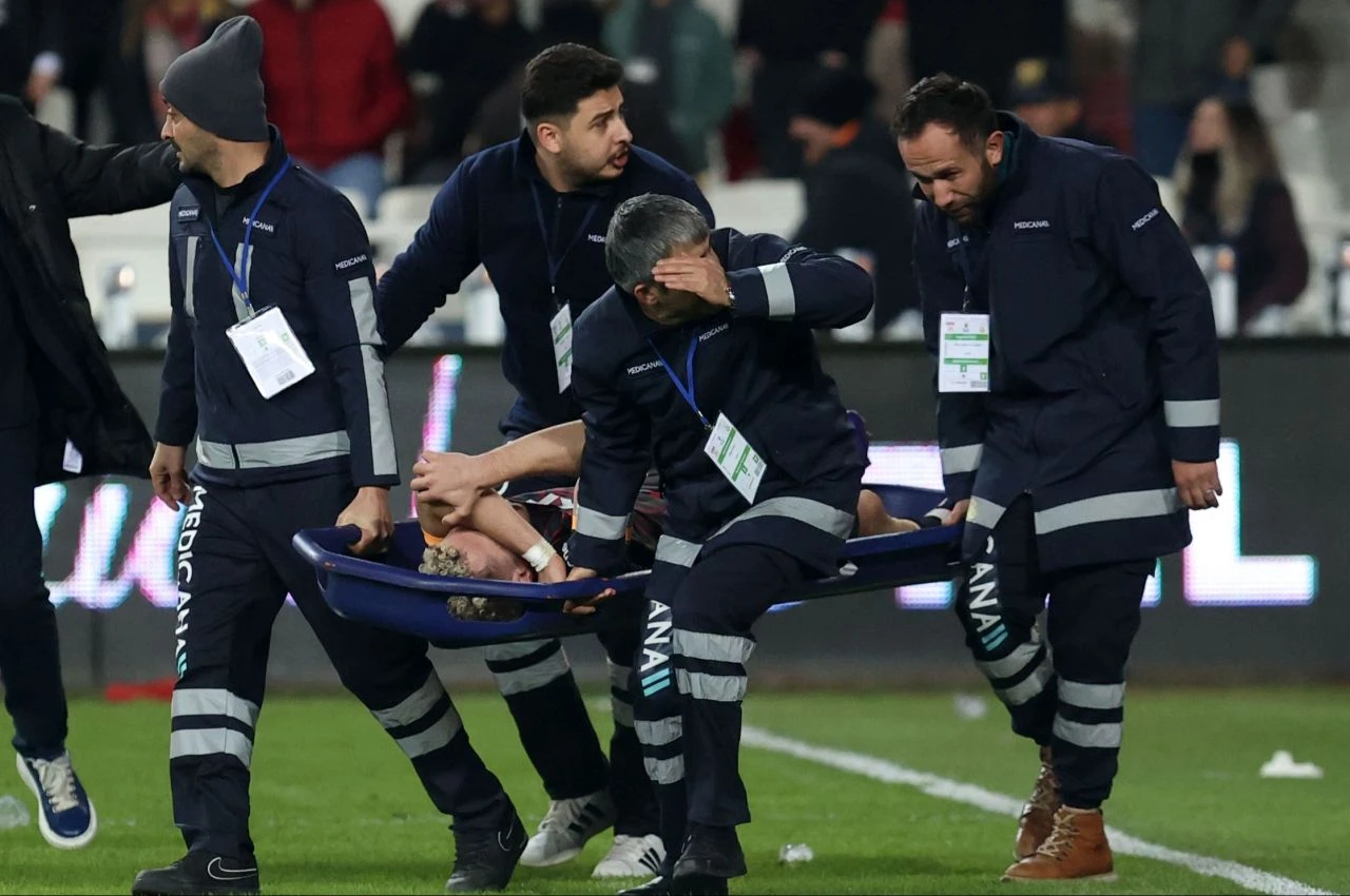 Galatasaray'dan sakatlık açıklaması: Barış Alper Yılmaz ve Osimhen'in durumu belli oldu