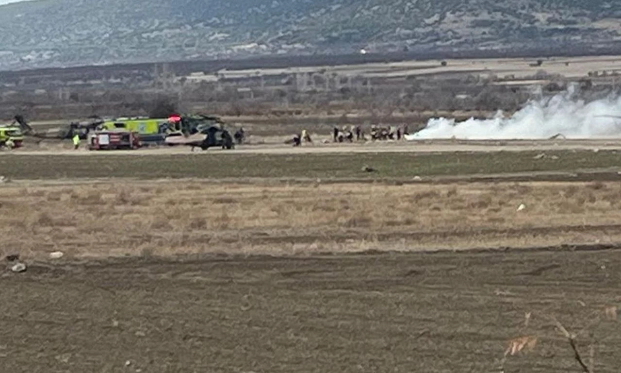 Kahreden haberler peş peşe geliyor! Artvin'de heyelan altında kalan 4 kişinin cansız bedenine ulaşıldı - 1. Resim