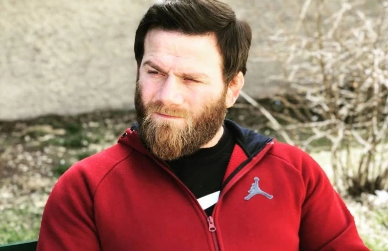 Survivor Okay Köksal'ın kızı 8. kattan düştü! Hakan Hatipoğlu dua istedi