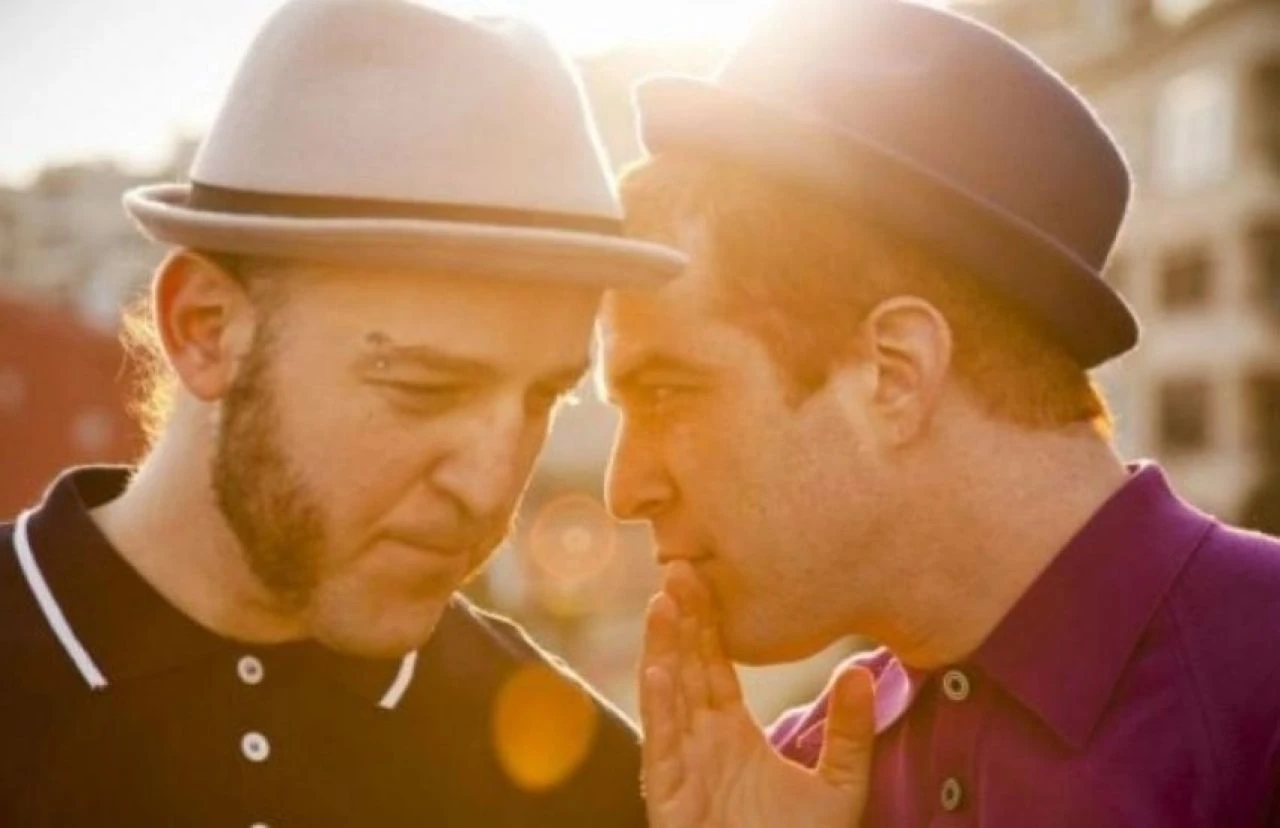 Athena Gökhan'ın kardeşi Hakan Özoğuz büyük zararda! Fatih'te çöken binanın sahibi çıktı