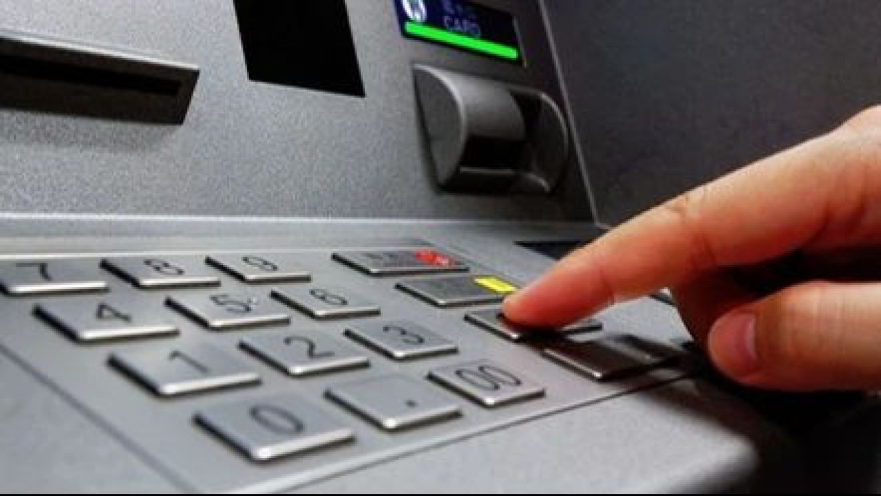 ATM'ler köklü değişime hazırlanıyor: 100 liralık banknot kalkıyor mu? Küçük işletmeler derinden etkilenecek - 1. Resim