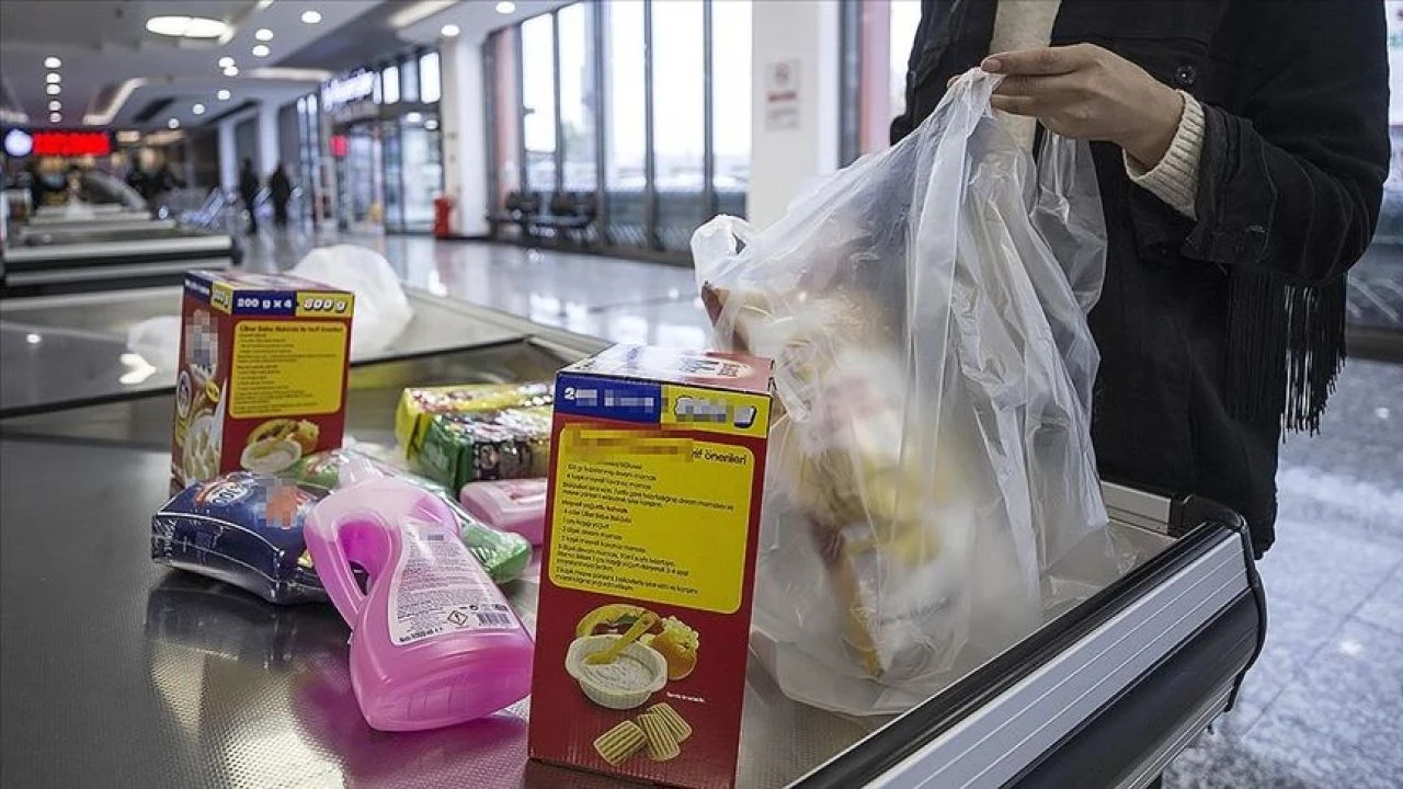 Stokçuluk ve fahiş fiyat artışına 11 ayda 362 milyon TL ceza uygulandı! 4 sektör başı çekti - 3. Resim