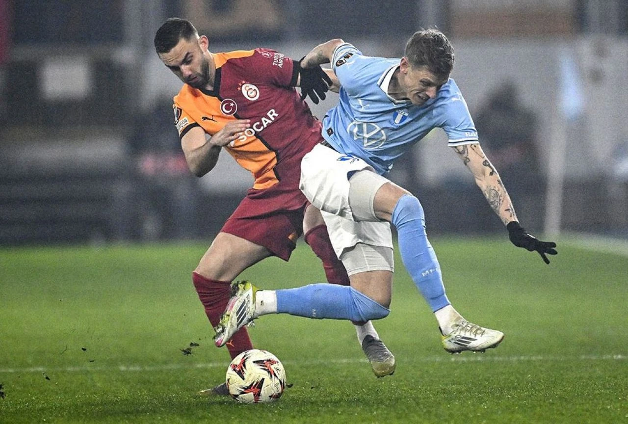 Galatasaray Malmö deplasmanında galibiyeti uzatmada kaçırdı