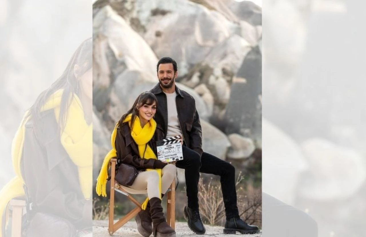 Hande Erçel ve Barış Arduç'un başrollerinde yer aldığı 'Aşkı Hatırla' filminden yeni fotoğraflar geldi - 1. Resim