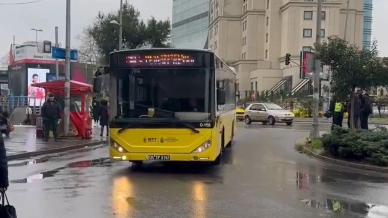 Beşiktaş'ta korkunç ölüm! Otobüs durağına yanaşan araç kadını hayattan kopardı