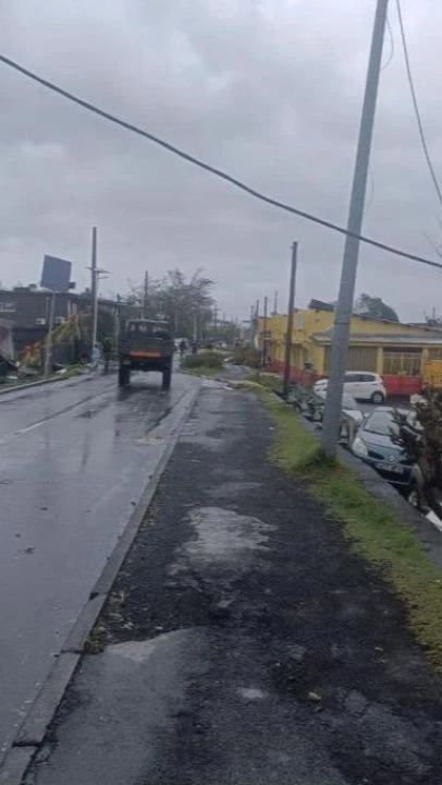Fransa’da kasırga faciası: Çok sayıda ölü var! - 1. Resim