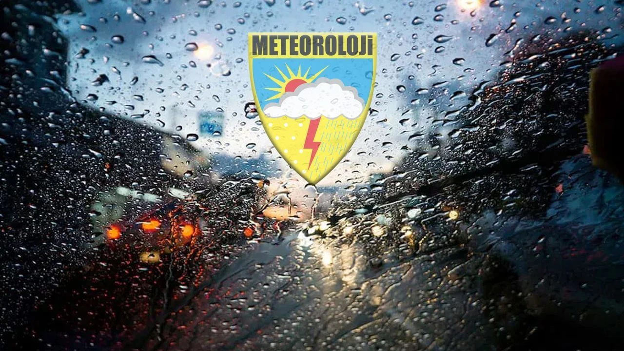 Meteoroloji İstanbul dahil 13 il için sarı kodla saat vererek uyardı! Yağış çok kuvvetli geliyor