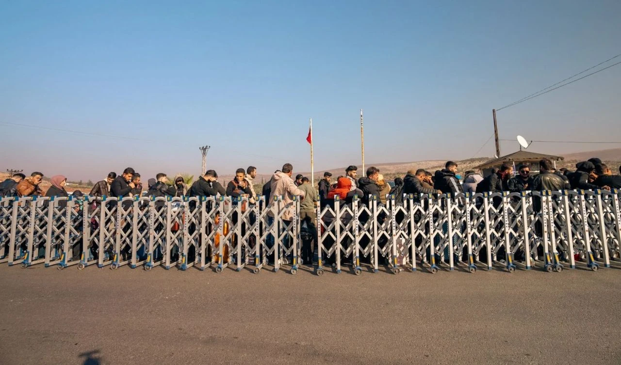 Yanlış yol ölümcül olabilir! Suriye'ye dönenleri bekleyen gizli tehlike - 1. Resim