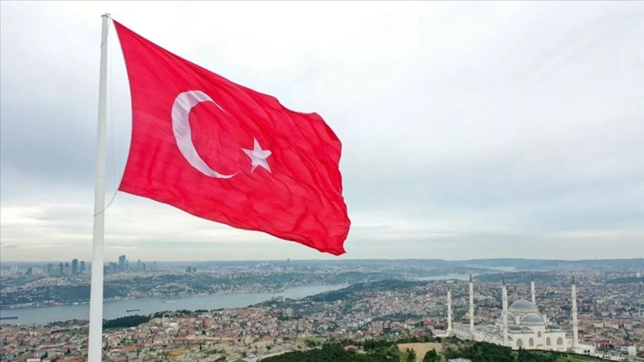 31 Aralık yarım gün mü? Yılbaşı tatiline kısa süre kaldı - 2. Resim