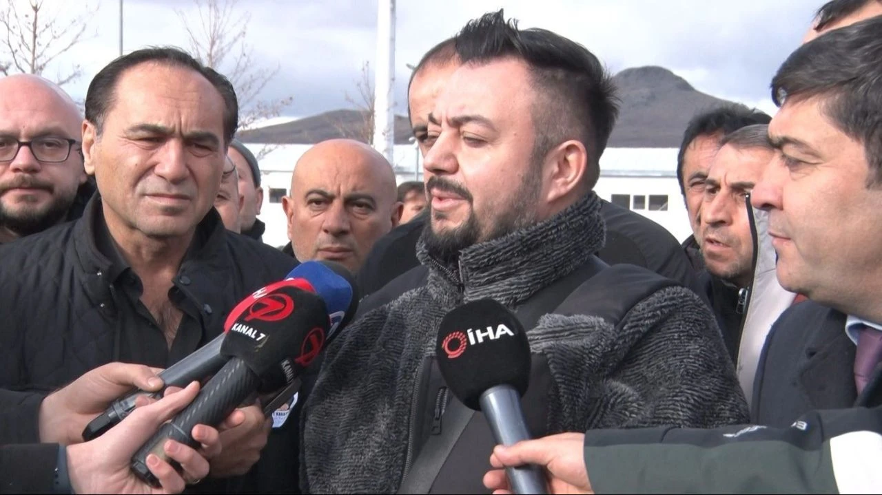 Ankaralı Turgut'a son veda! Oğlu Haydar TGRT Haber'e konuştu, gözyaşları sel oldu - 2. Resim