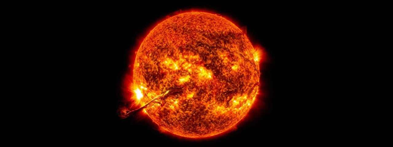 Bilim insanlarından 'Güneş' uyarısı: Her an patlayabilir! Milyarlarca atom bombasından daha güçlü olacak - 2. Resim