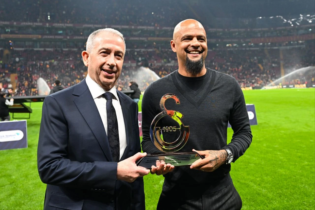 Galatasaray - Trabzonspor maçı canlı anlatım - 8. Resim