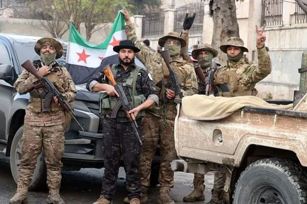 HTŞ lideri Culani'den Suriyelilere yüzde 400 zam müjdesi verdi! 'Ülkeye geri dönün' çağrısında bulundu - 4. Resim