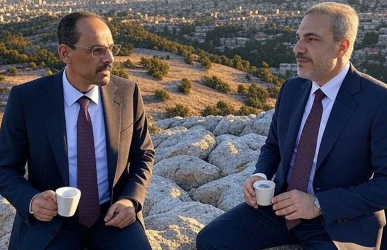 Son dakika | AK Parti Sözcüsü Ömer Çelik'ten Hakan Fidan ve İbrahim Kalın cevabı! HTŞ tartışmalarına noktayı koydu - 2. Resim