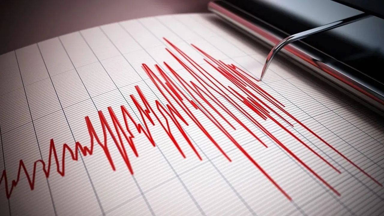 Son dakika | Van&#039;da deprem! Kandilli Rasathanesi büyüklüğü açıkladı