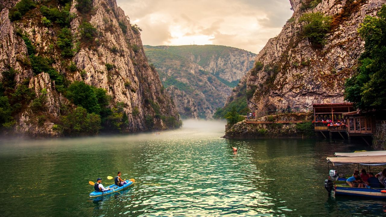 Vize yok, herkes buraya akın ediyor! Tatil için giden ev alıp dönüyor