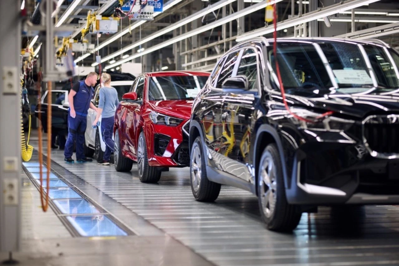 BMW, dizel araçlarını fabrikadan bitkisel yağ ile çıkarmaya başlıyor - 1. Resim