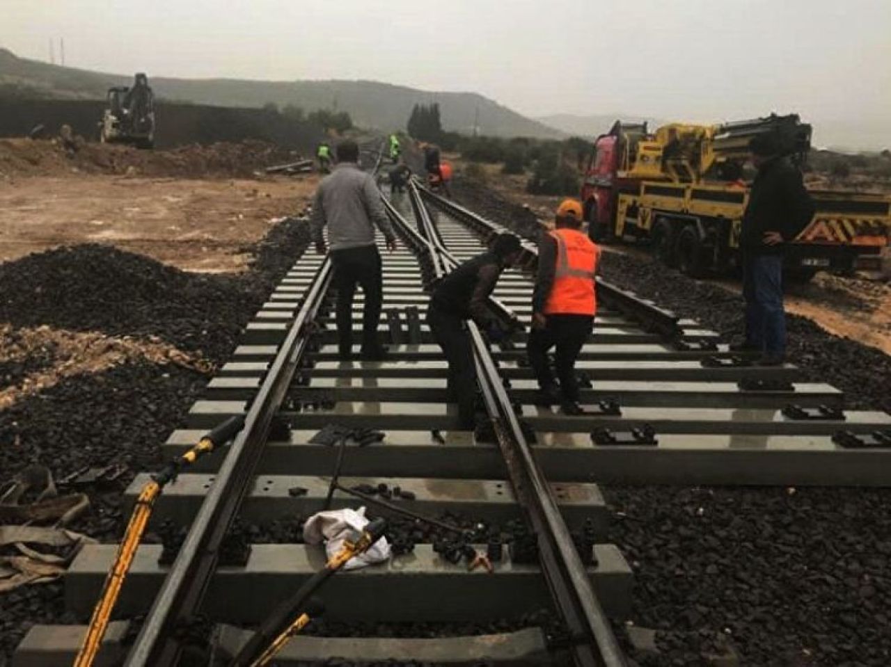 Halep'e tren hattı: Normalleşmede yeni adım - 1. Resim