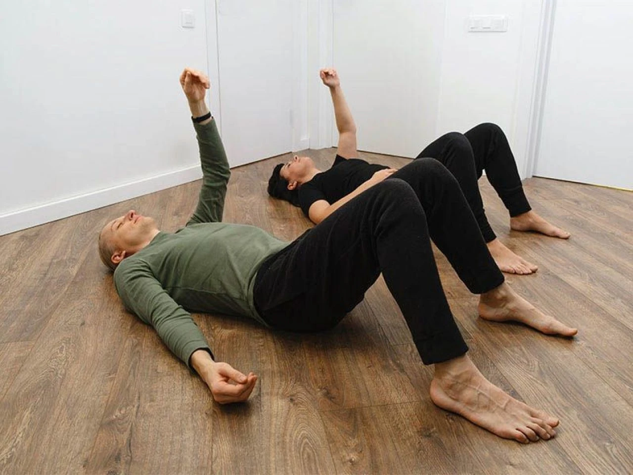 Kulunç ağrısına iyi gelen doğal çözümler: Kulunç ağrısını geçiren şeyler, yağlar, hareketler ve çaylar neler? - 1. Resim