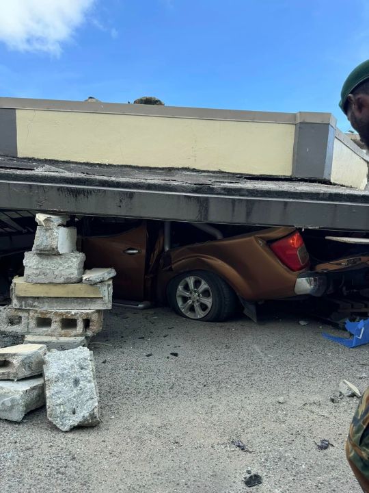 Pasifik ada ülkesi Vanuatu 7.3 büyüklüğündeki depremle sarsıldı: Sokaklar cansız bedenle doldu taştı! - 7. Resim