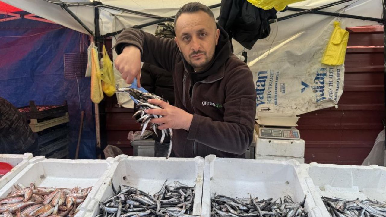 Soğuk hava balıkçıları vurdu: Tezgah fiyatları uçtu!