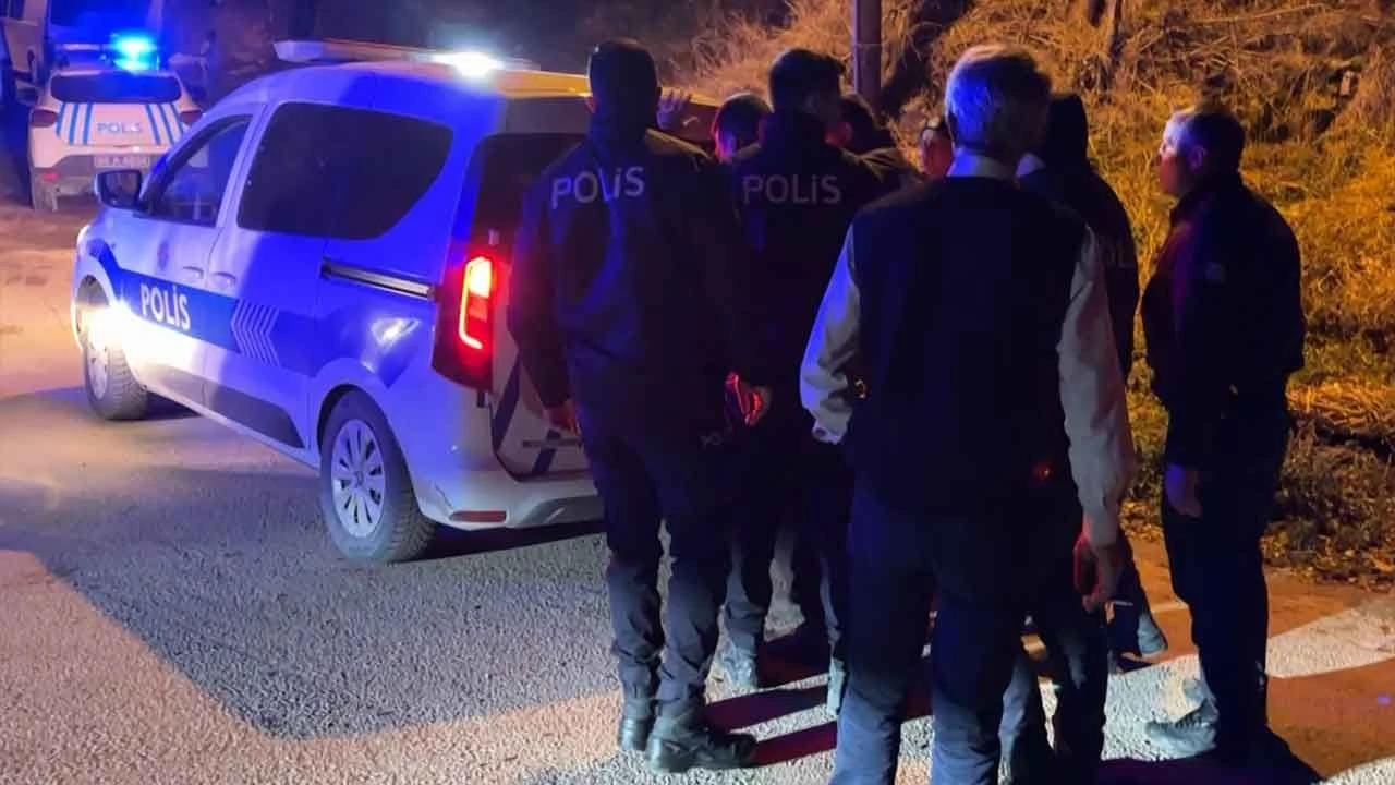 Akrabaların alacak verecek kavgası kanlı bitti: 5 kişi hastanelik oldu