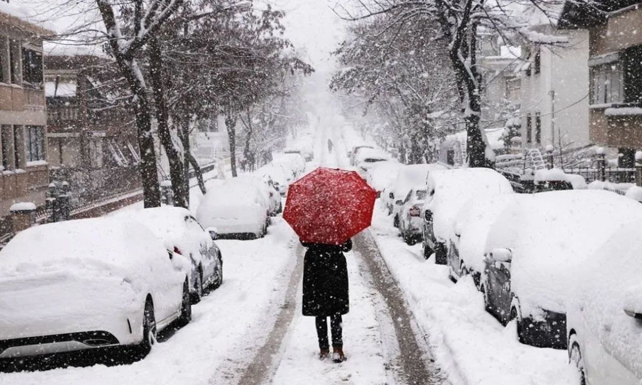 İstanbul'a kar yağışı için tarih verildi! Megakent beyaza bürünecek - 2. Resim