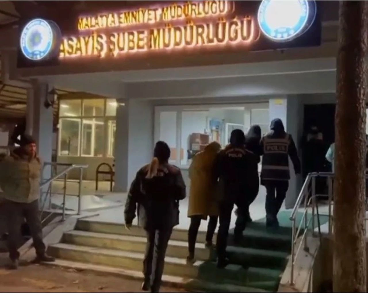 Malatya merkezli 3 ilde fuhuş operasyonu: Çok sayıda tutuklama var! - 1. Resim