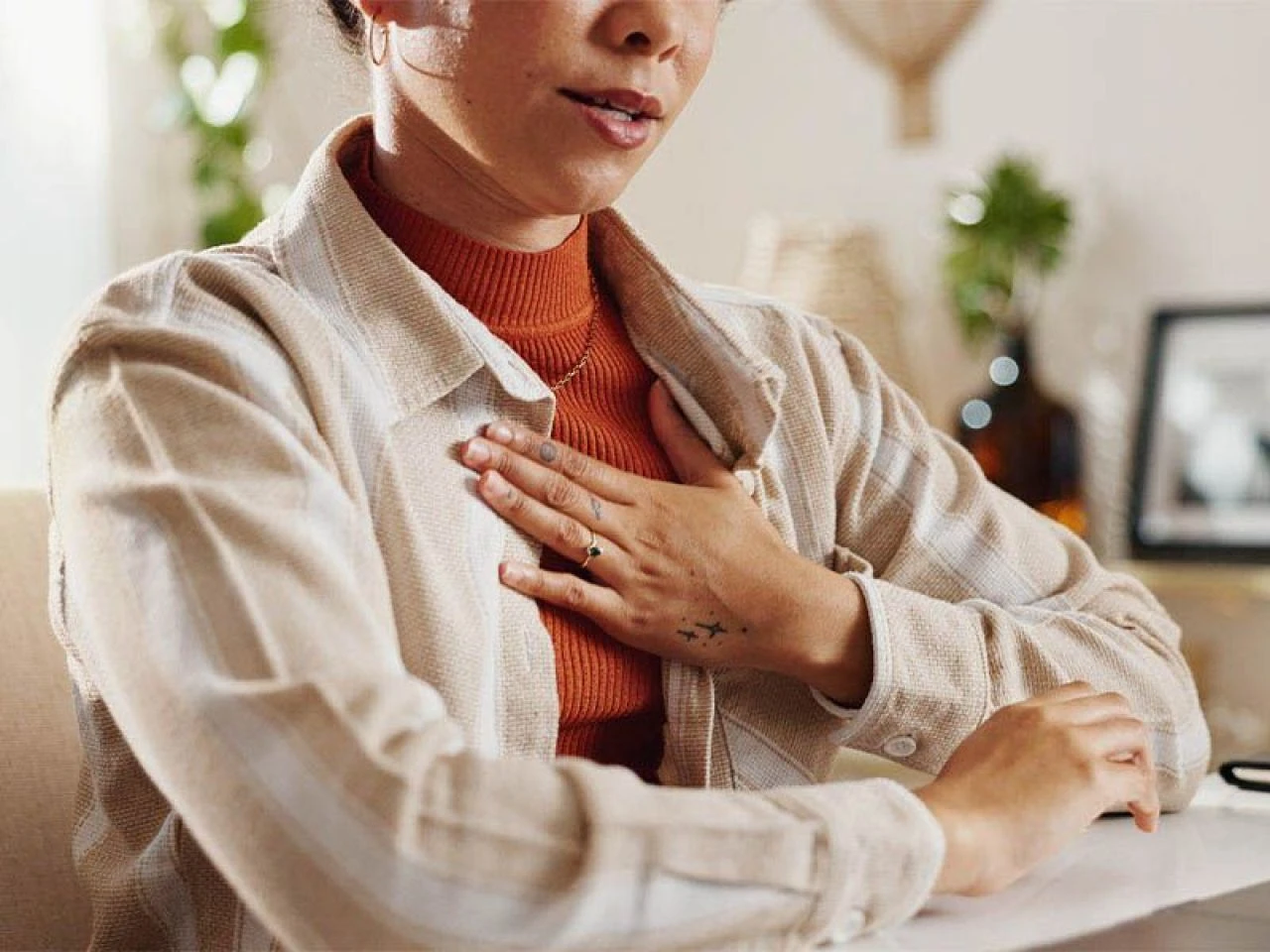 Reflü neden olur ve en hızlı nasıl geçer? Reflüye ne iyi gelir? - 1. Resim