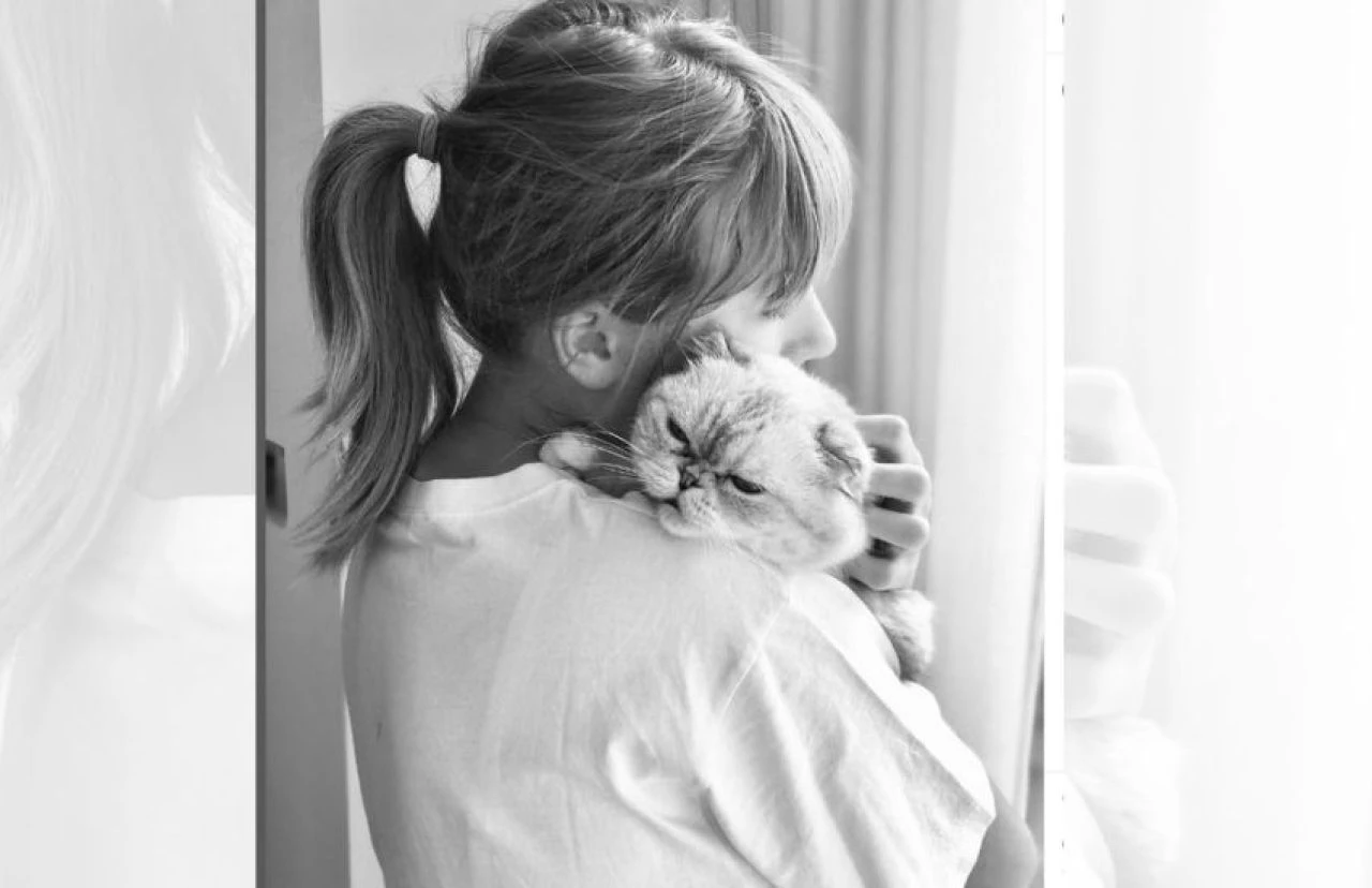 Taylor Swift'in kedisi Tom Holland'tan bile zengin! Serveti dudak uçuklattı - 1. Resim