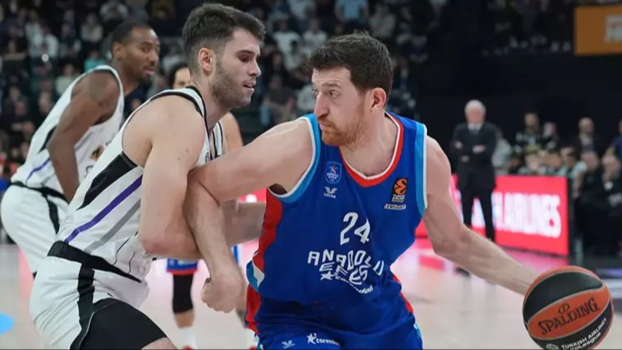 Anadolu Efes Partizan maçı kaç kaç bitti? İç sahada 4. galibiyet