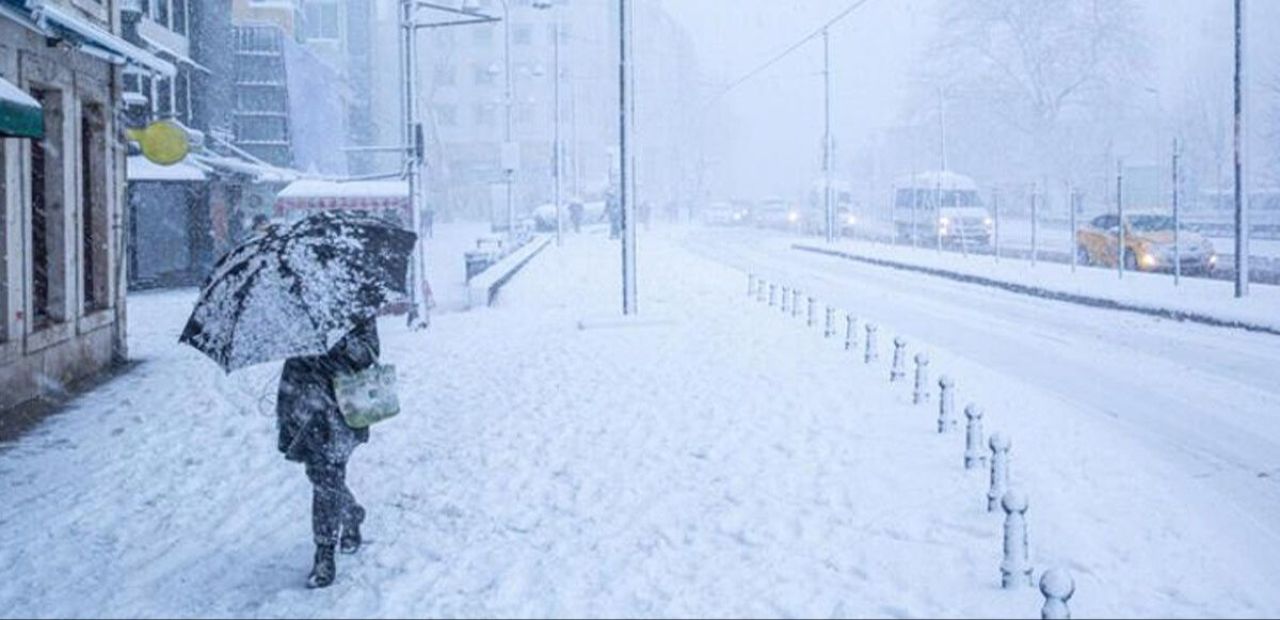 İstanbul kar bekliyor! Tarih verildi, havalimanları teyakkuza geçti - 4. Resim