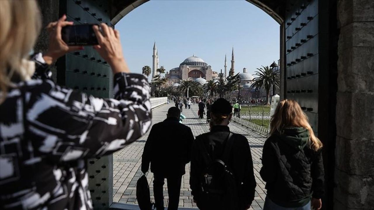 Türkiye'ye gelen yabancı turist sayısı 50 milyonu aştı: En çok turist gönderen ülke yine değişmedi - 1. Resim