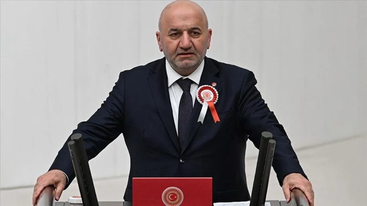Bütçe mesaisi tartışmalarla geride kaldı! İşte Plan ve Bütçe Komisyonunda akılda kalan en ilginç anlar - 8. Resim