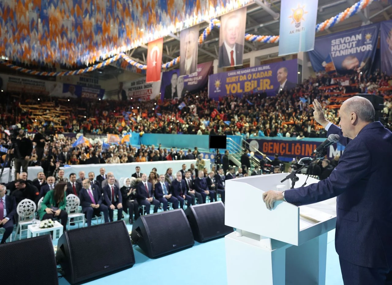 Son dakika | Cumhurbaşkanı Erdoğan CHP'ye yüklendi: 'Giderek millilikten ve yerlilikten uzaklaşıyorlar'