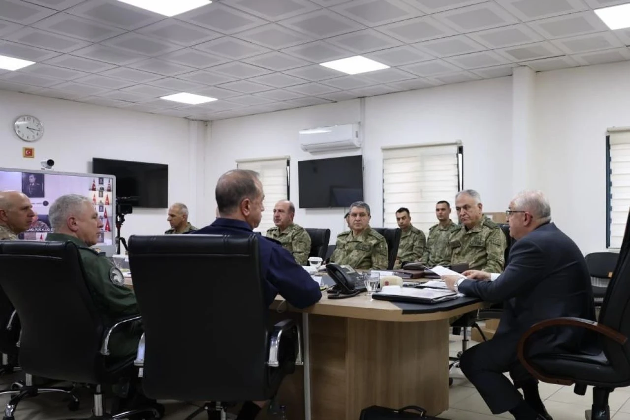 Bakan Güler'den Suriye mesajı: PKK'nın istikrarsızlıktan faydalanmasına izin vermeyiz - 1. Resim