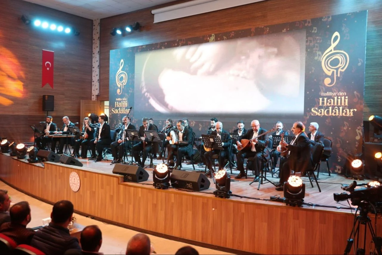 Haliliye’den Halili Sadâlar albümü büyük beğeni topladı! Üç kuşak aynı orkestrada konser verdi