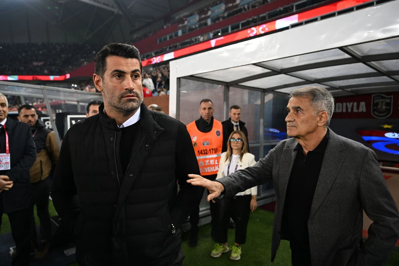 Volkan Demirel Şenol Güneş'i görmezden geldi! - 1. Resim