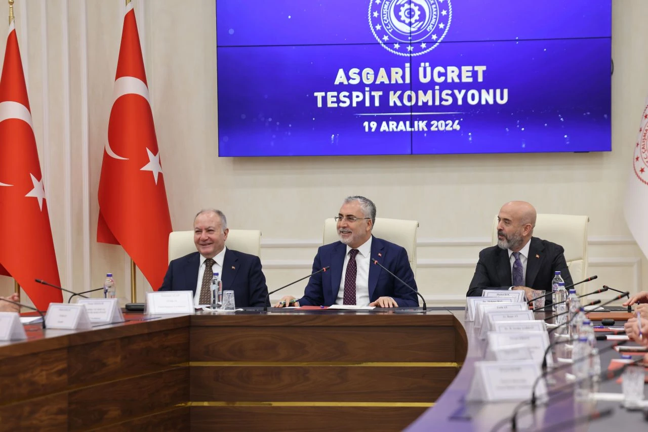 Yeni asgari ücret için kritik karar haftası: 4. toplantı günü için ilk sinyal geldi! Milyonların gözü masada - 2. Resim