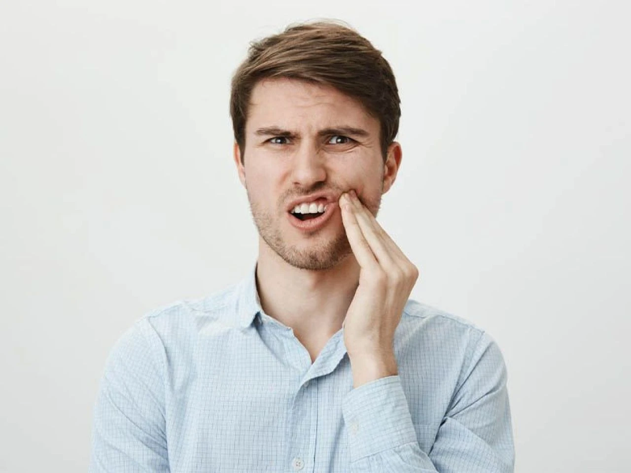 Diş çürüğü neden olur, en hızlı nasıl geçer? Diş çürüğü ağrısına ne iyi gelir? - 4. Resim