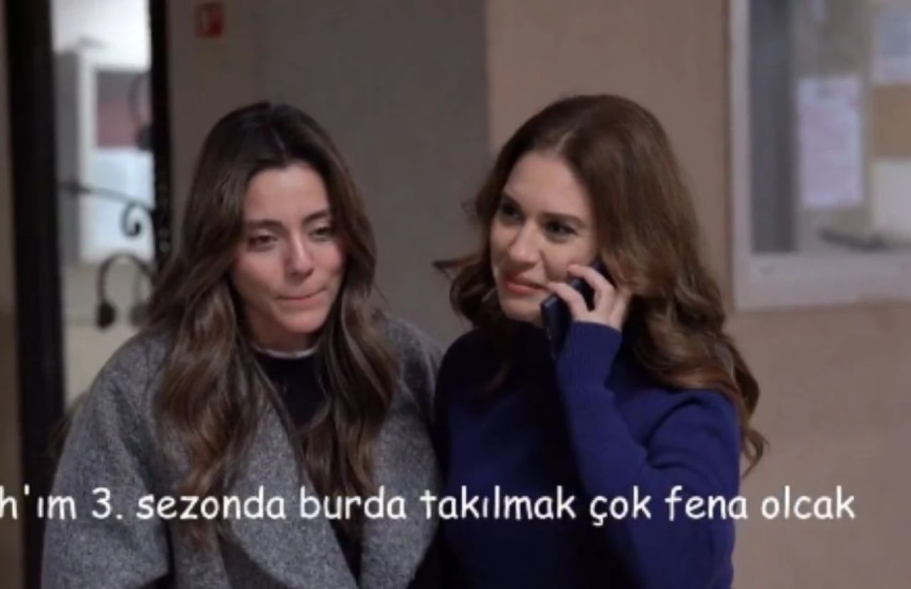 Kızılcık Şerbeti'nin kamera arkası yayınlandı! Sıla Türkoğlu ile Evrim Alasya'nın profesyonelliğine yorum yağdı - 2. Resim