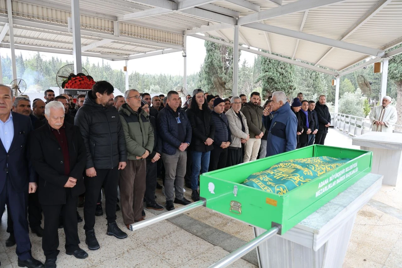 Murat Kekilli'nin gözyaşları! Annesi Adana'da toprağa verildi - 3. Resim