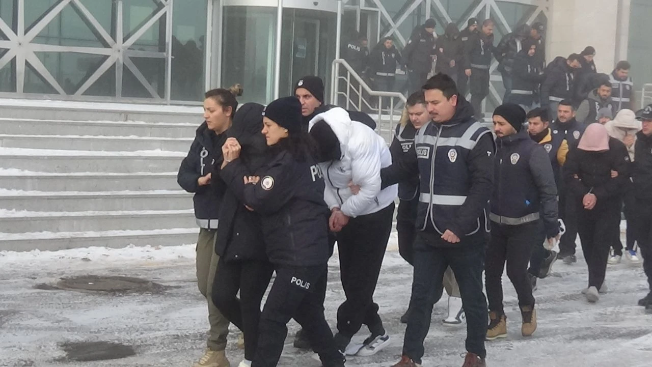 Sosyal medya alışverişinde "pes" dedirten tuzak: Sakın tıklamayın! Hem ürünü göndermediler hem de tuzak kodla hesap boşalttılar