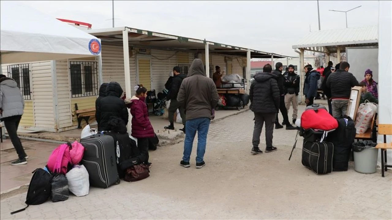 Bakan Yerlikaya, ülkesine dönen Suriyelilerin sayısını açıkladı - 4. Resim