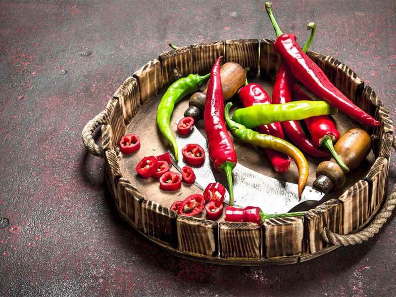 Eldeki biber acısı ne kadar sürer, en hızlı nasıl geçer? Eldeki biber acısına ne iyi gelir?