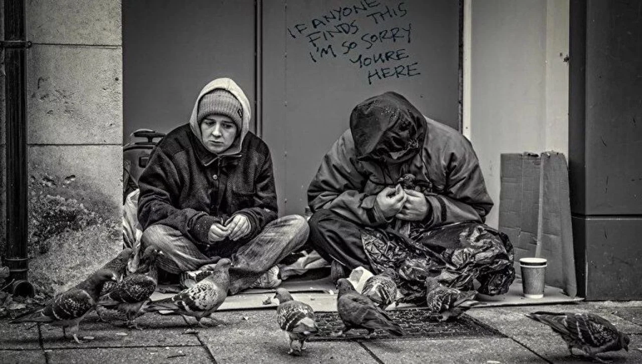 Avrupa'da evsizlik krizi büyüyor: Bir milyon kişi sokakta uyuyor - 1. Resim