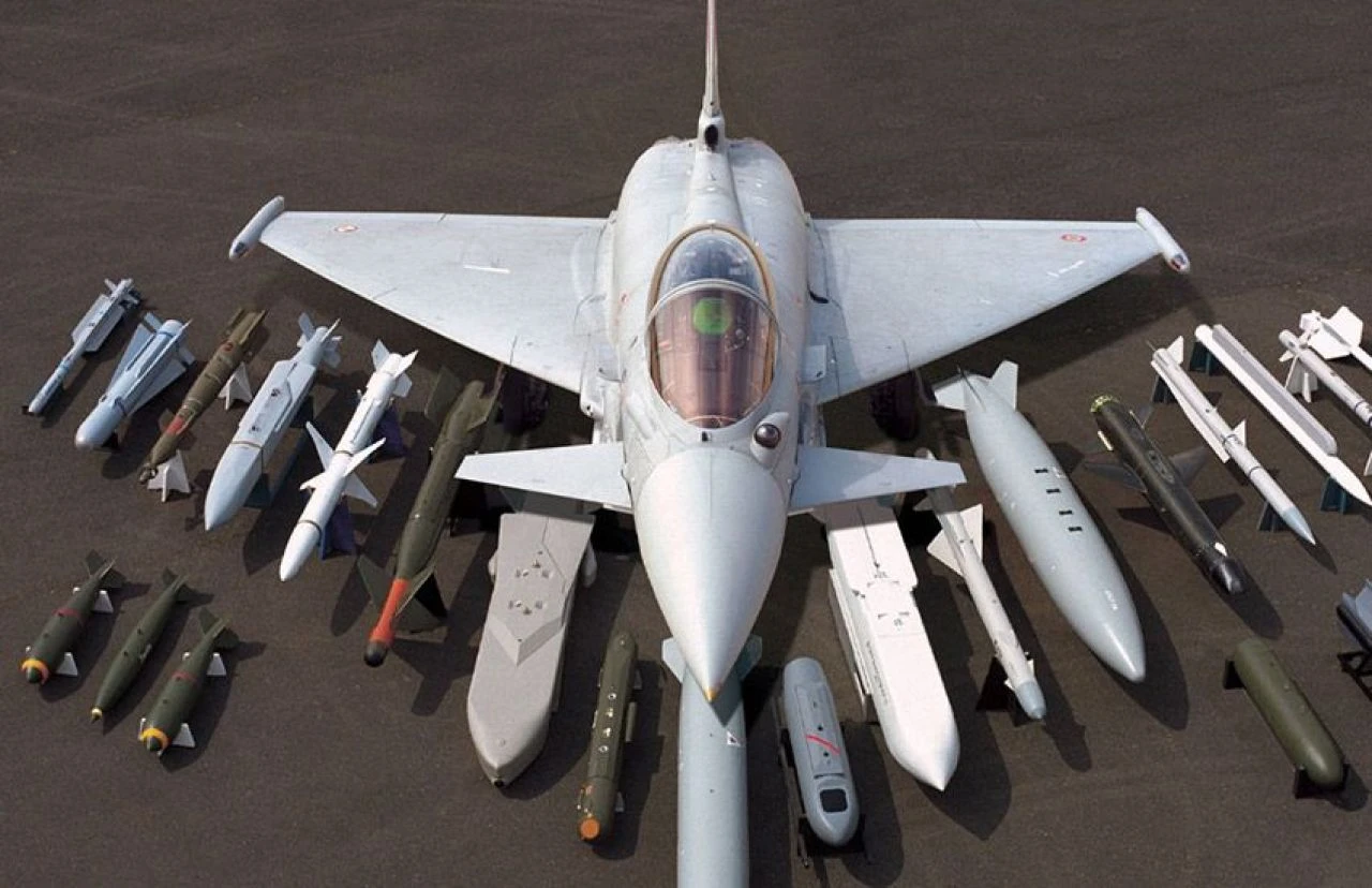 Eurofighter Typhoon için çarpıcı karar! Sözleşme imzalandı: 2060 yılını işaret ettiler - 3. Resim