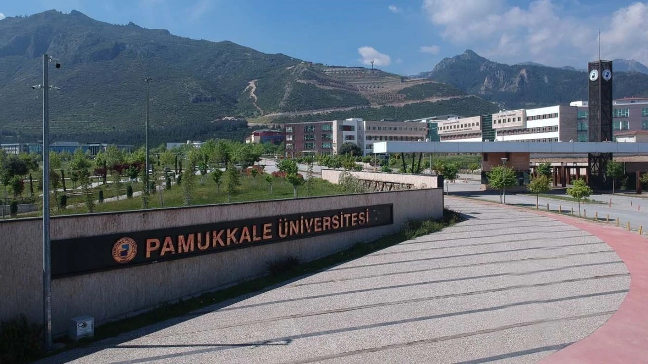 PAÜ Rektörlüğü kusurlu bulundu! Profesör 'mobbing' davasını kazandı!
